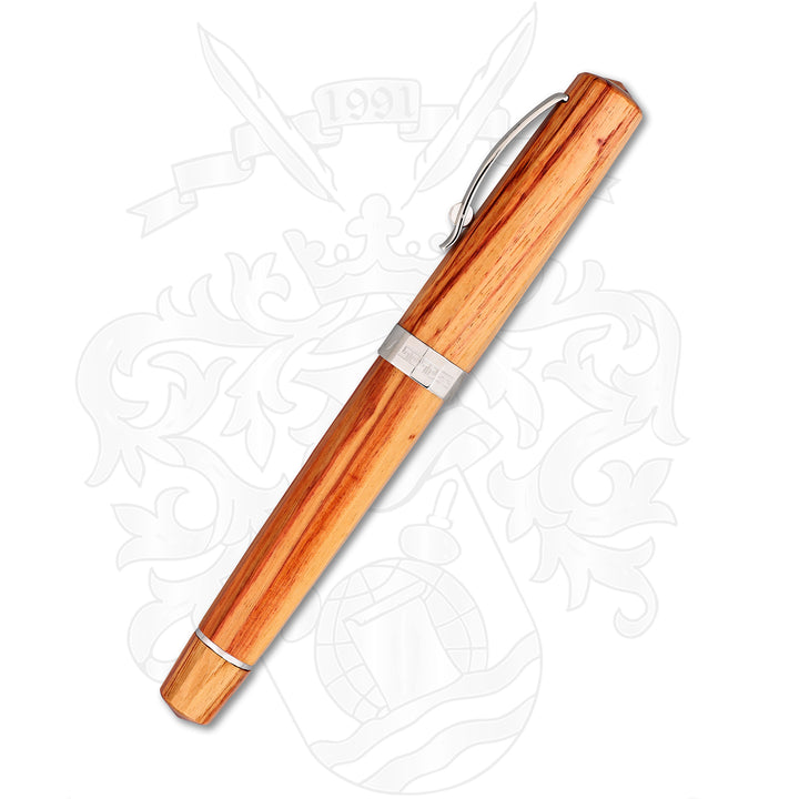Omas Arte Italiana Milord Olive Wood Fountain Pen