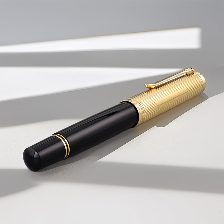 Pelikan Souverän M350 Black/Vermeil Fountain Pen