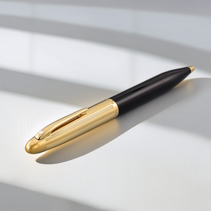 Sheaffer Crest Model 593 Ballpoint Pen – Black Lacquer with Gold-Plated Fluted Barrel Overlay