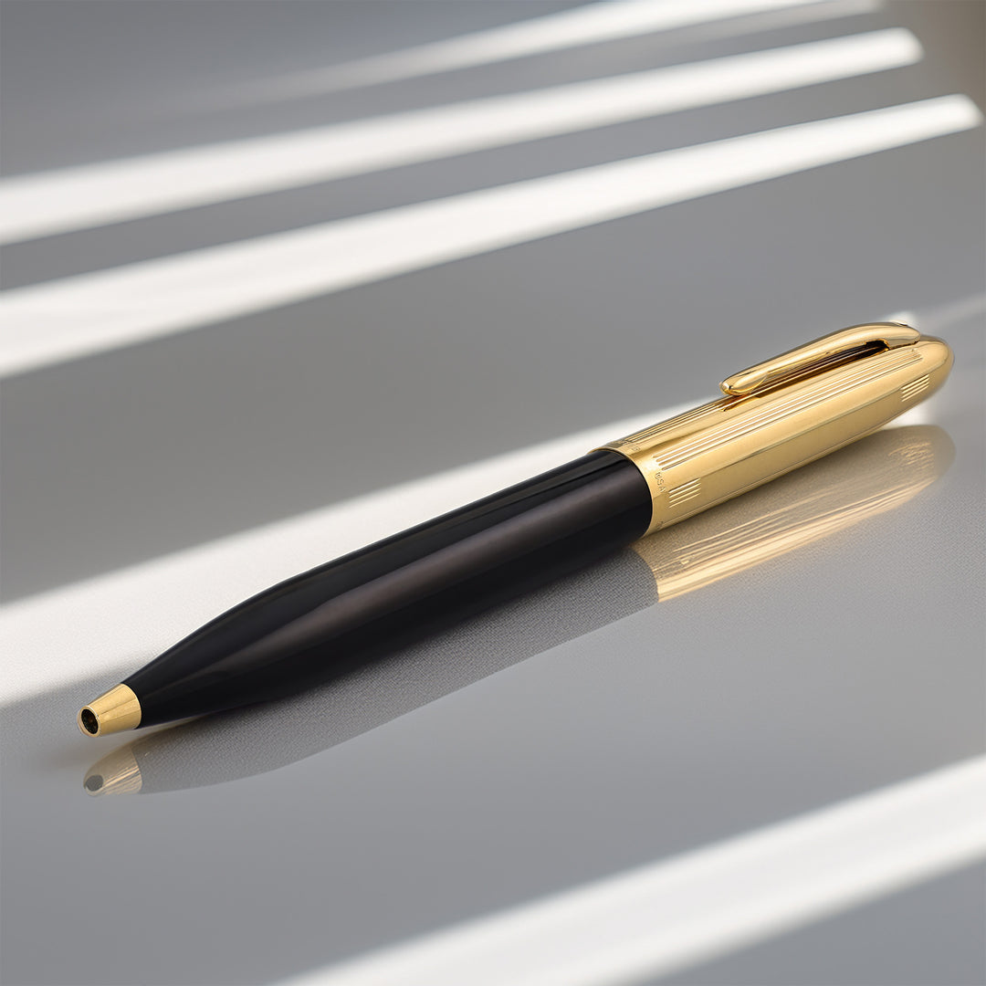 Sheaffer Crest Model 593 Ballpoint Pen – Black Lacquer with Gold-Plated Fluted Barrel Overlay