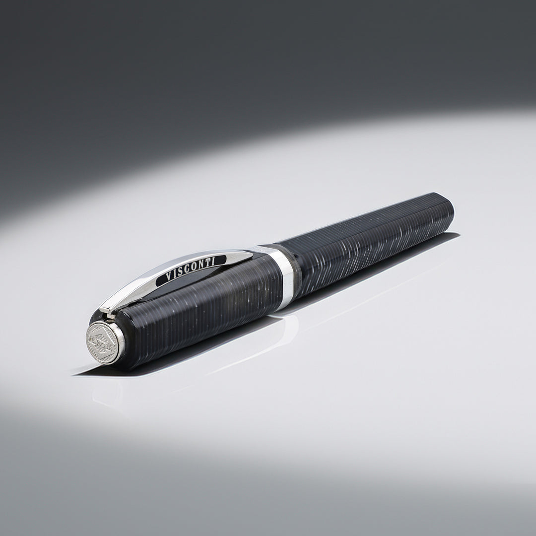 Visconti Opera Wall Street Black Fountain Pen