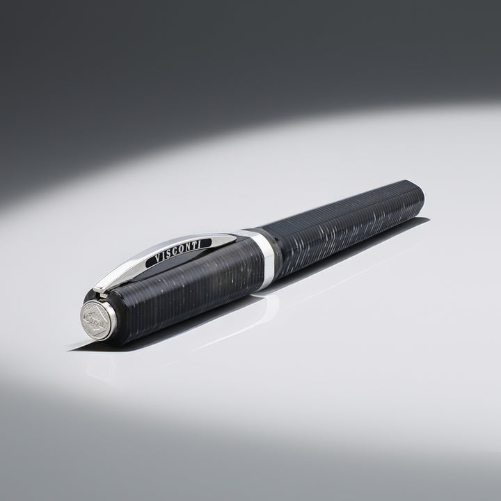 Visconti Opera Wall Street Black Fountain Pen