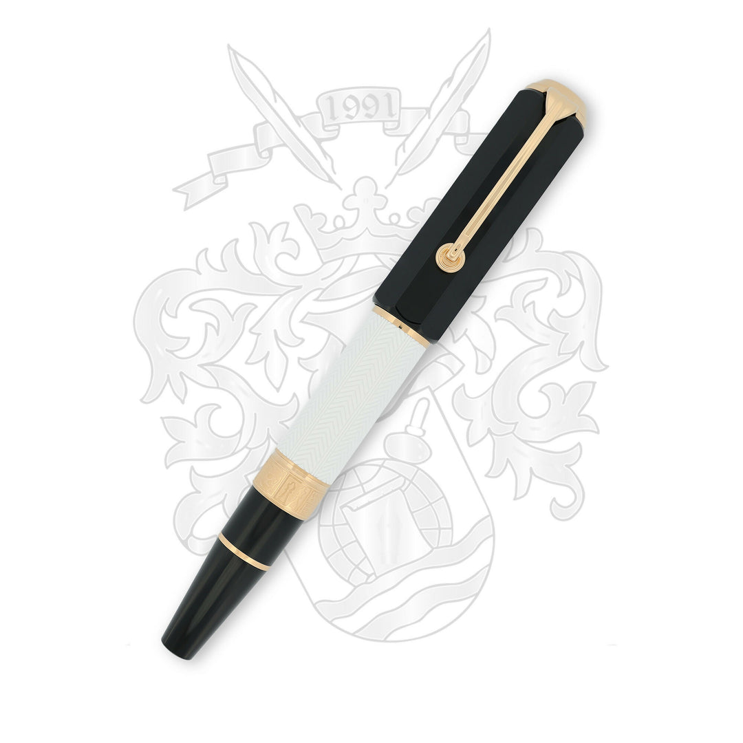 MB_WShakespear_RB_001