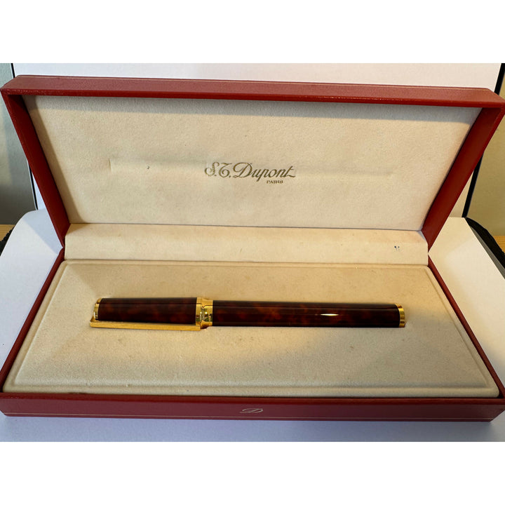 S.T. Dupont Montparnasse Fountain Pen
