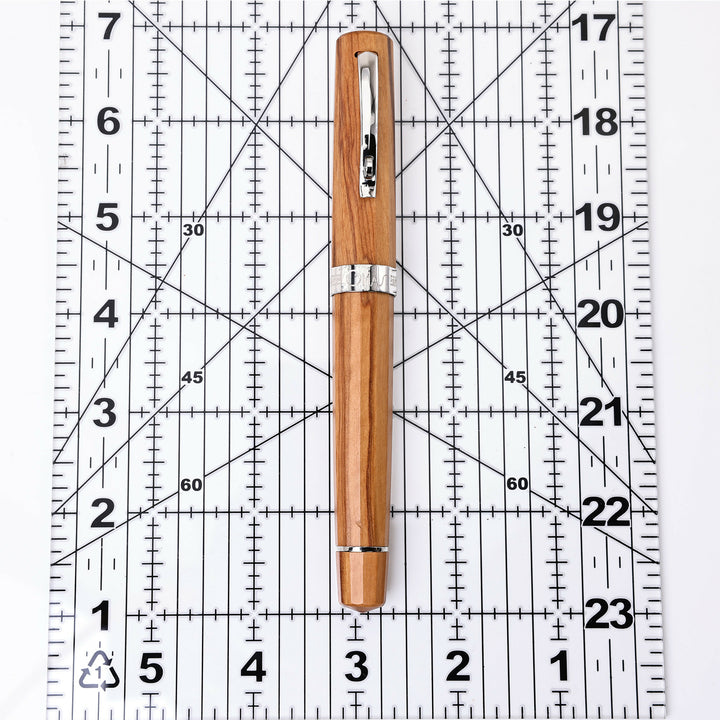 Omas Arte Italiana Milord Olive Wood Fountain Pen