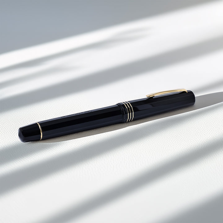 Omas Alma Mater Studiorum Saecularia Nona Fountain Pen