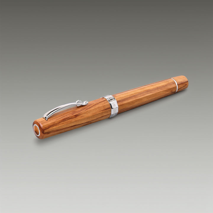 Omas Arte Italiana Milord Olive Wood Fountain Pen