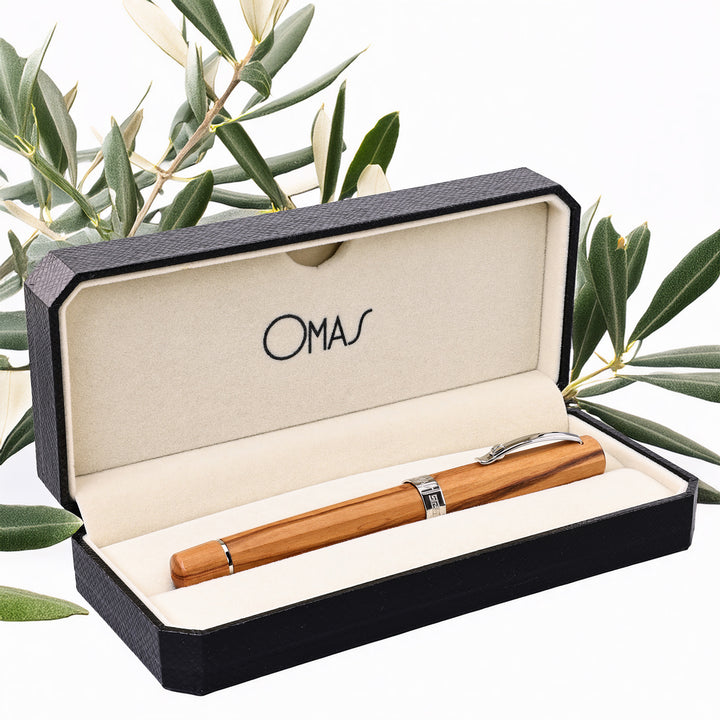 Omas Arte Italiana Milord Olive Wood Fountain Pen