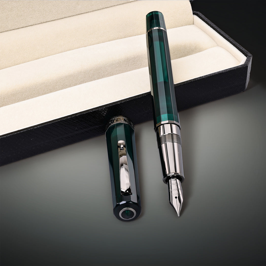 Omas Arte Italiana Vision Liquid Green Fountain Pen