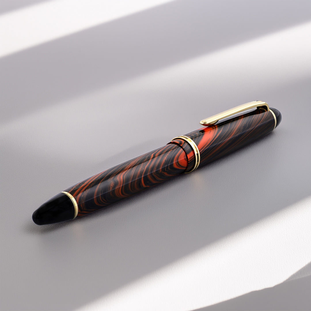 Hakase Ripple Red Celluloid Fountain Pen – 14K Gold Medium-Fine Nib