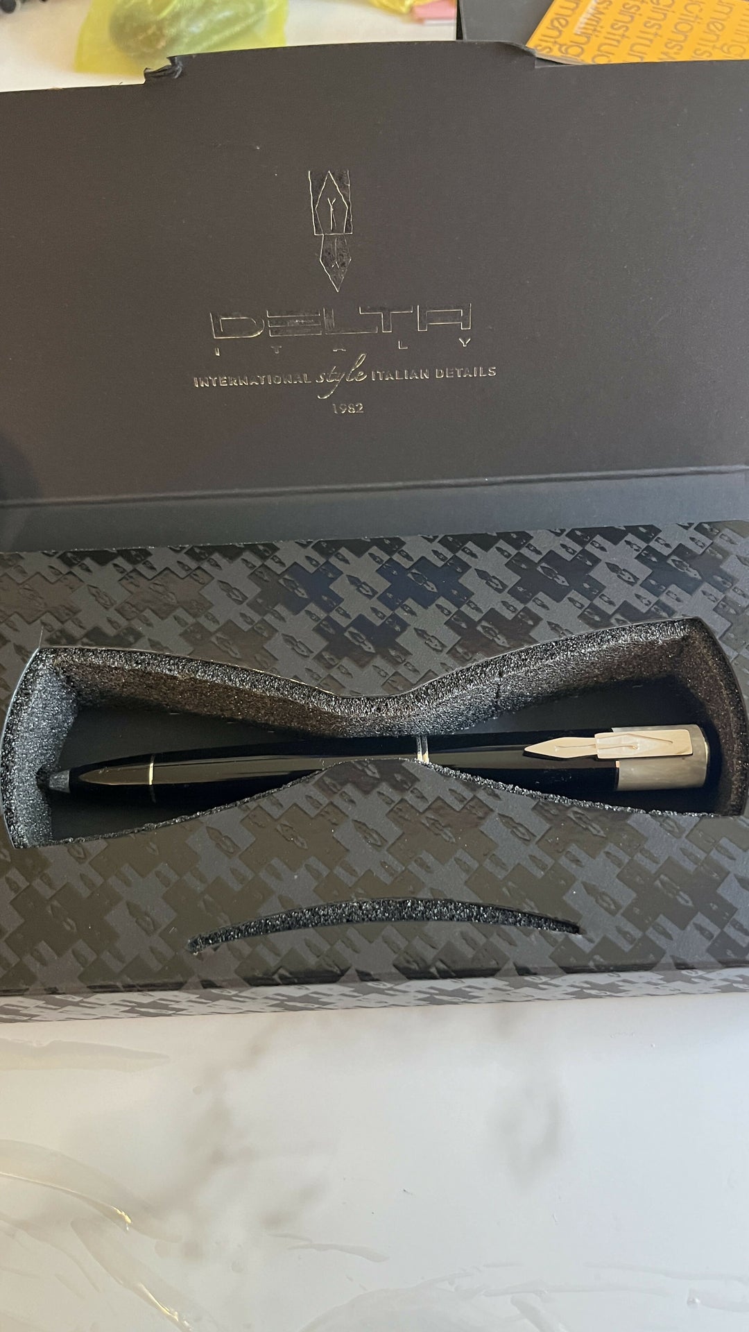 Delta Icon White/Black Ballpoint Pen