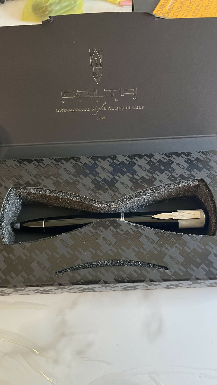Delta Icon White/Black Ballpoint Pen