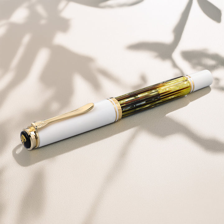 Pelikan Souverän M400 Tortoise And White Foutain Pen