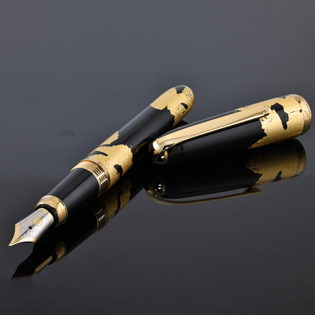 Cartier dandy Black Lacquer Gold Foils LE Fountain Pen