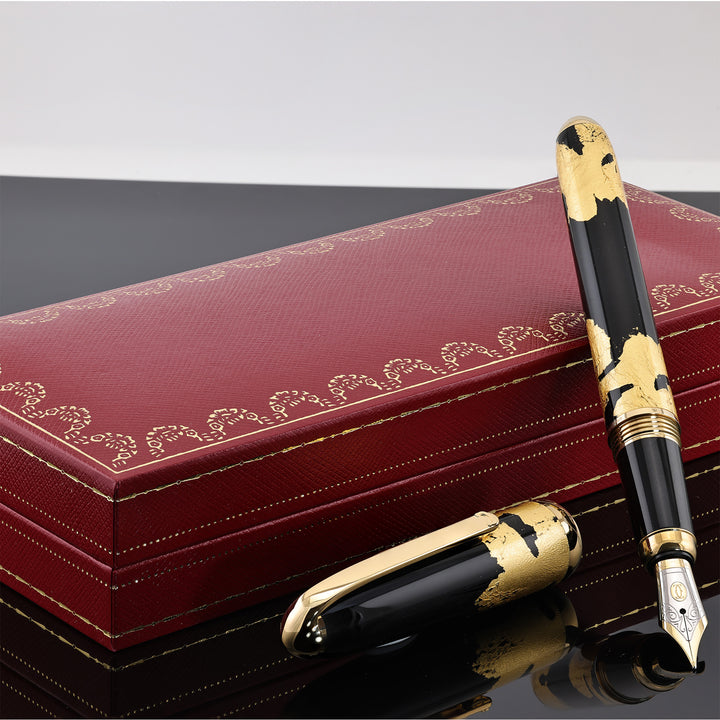 Cartier dandy Black Lacquer Gold Foils LE Fountain Pen