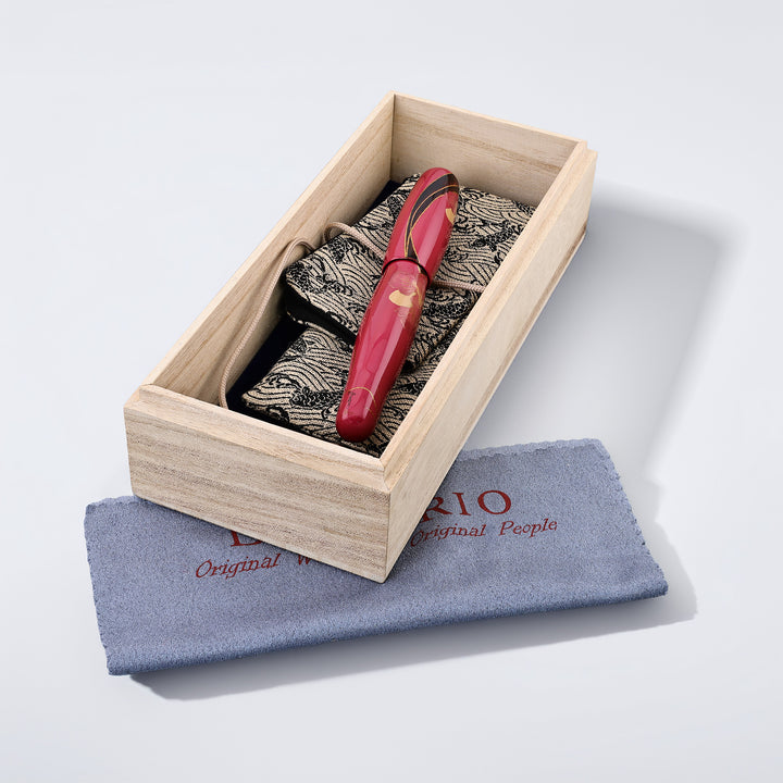 Danitrio Orchid Maki-E on Hyotan Limited Edition Fountain Pen