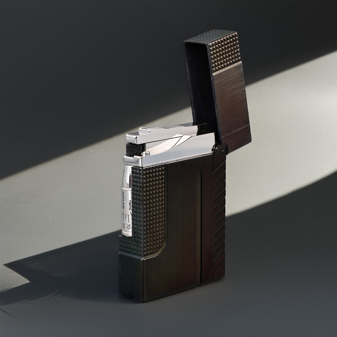 S.T. Dupont 007 Limited Edition Writing and Lighters Set