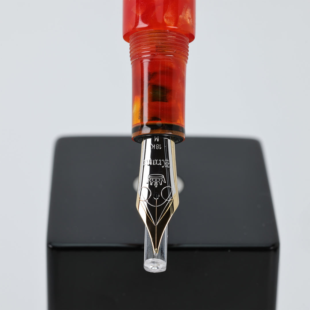 Krone Moderne - Red Marble Fountain Pen 18k