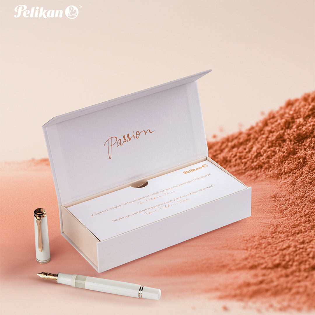 Pelikan Souverän M600 White &amp; Rose Gold Special Edition
