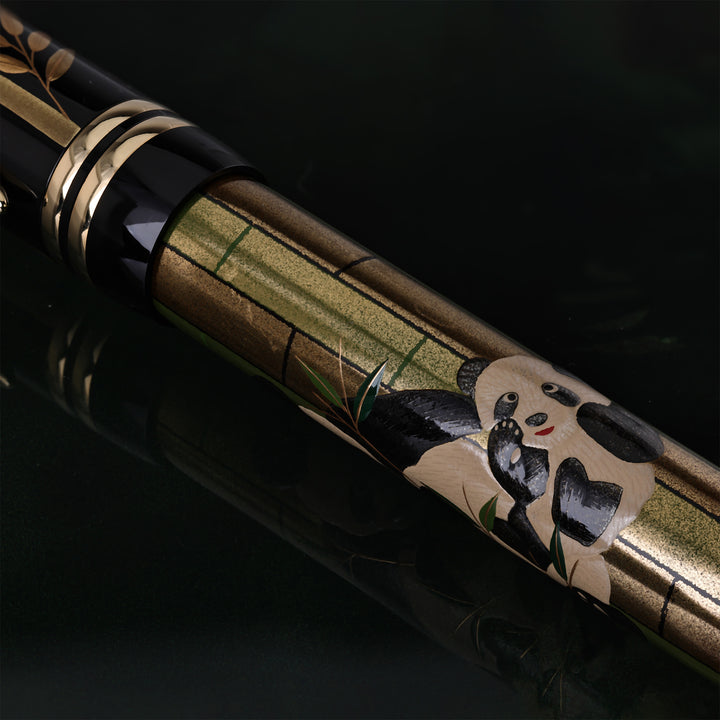 Parker Duofold Panda Maki-e Fountain Pen Limited Edition