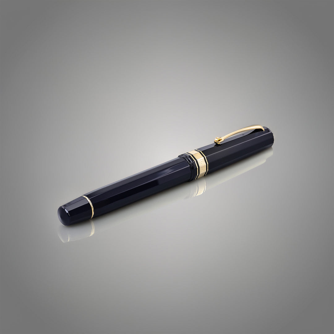 Omas Arte Italiana Milord Mid Size Fountain Pen