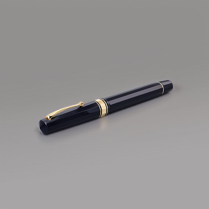 Omas Arte Italiana Milord Mid Size Fountain Pen