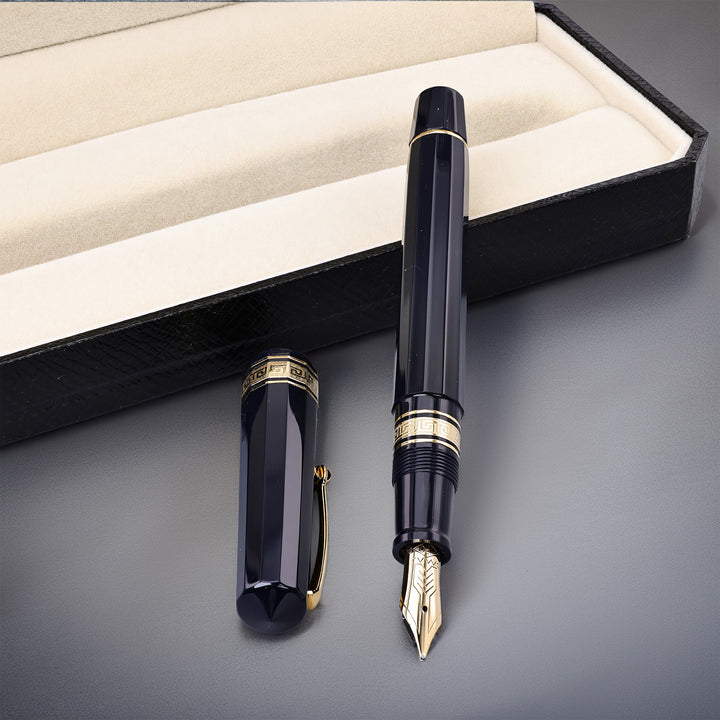 Omas Arte Italiana Milord Mid Size Fountain Pen