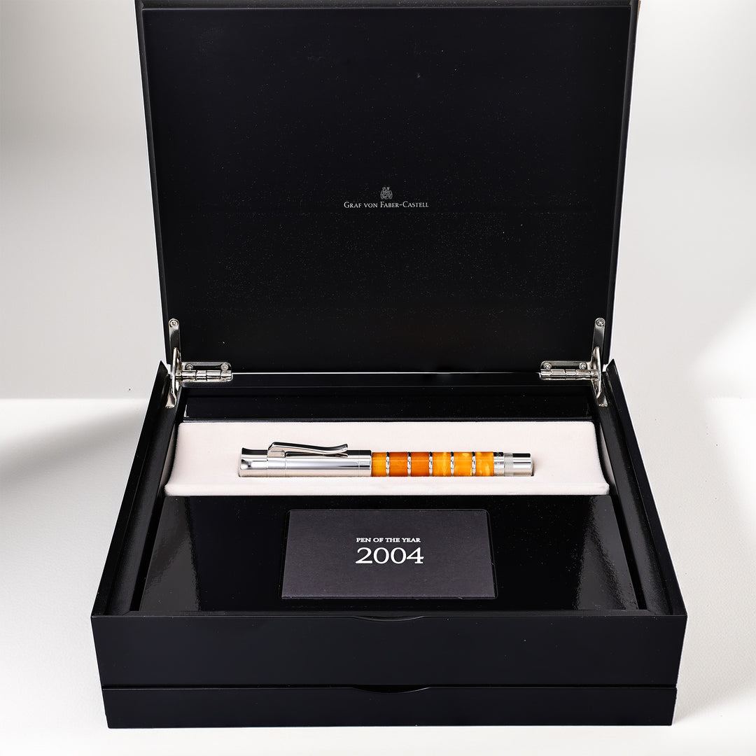 Graf von Faber-Castell Pen of the Year 2004 – Amber Edition