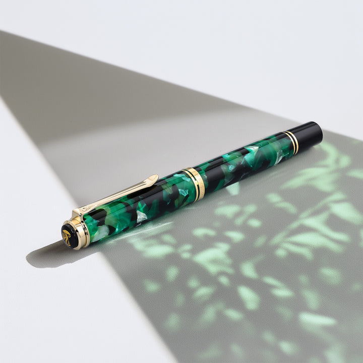 Pelikan M620 City Series Berlin Special Edition Fountain Pen (two chicks)