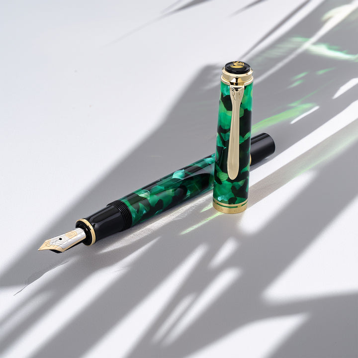 Pelikan M620 City Series Berlin Special Edition Fountain Pen (two chicks)