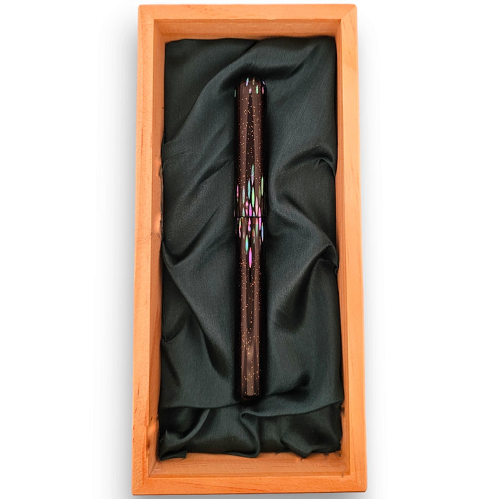 Nahvalur Ikkaku Ye-Yu Urushi Raden Fountain Pen