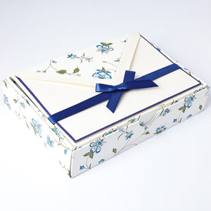 Blue Floral Motive Folded cards and Envelopes 4.25”x 6.25” (10ct.) | Rossi 1931 Italian Stationery