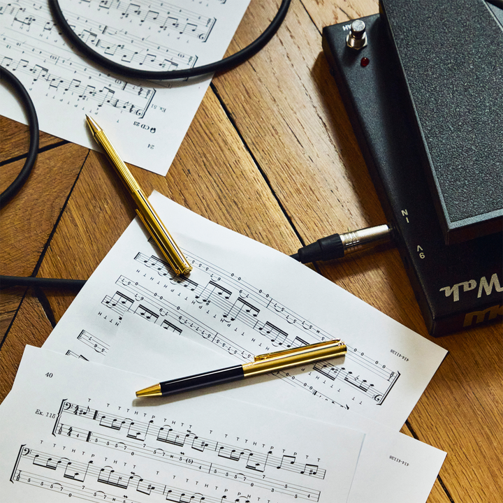 S.T. Dupont Classique Black Lacquer - Ballpoint
