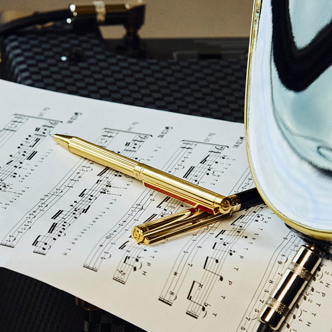 S.T. Dupont Classique Black Lacquer - Ballpoint