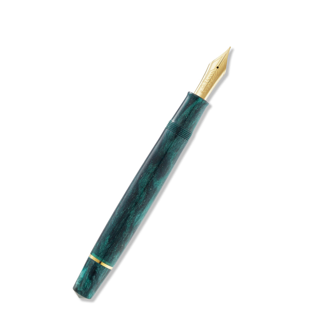 OMAS Bologna Smeraldo Elegante Fountain Pen