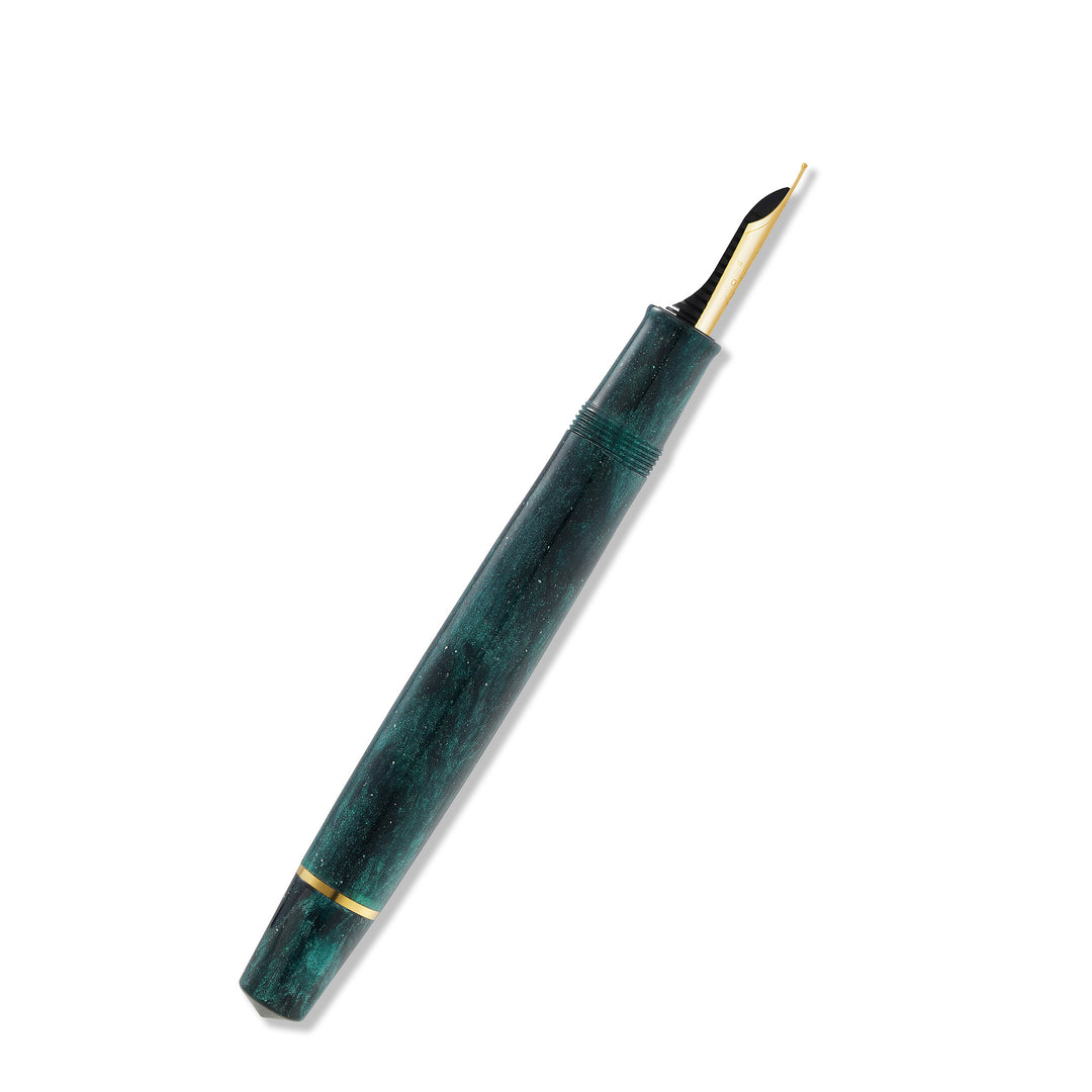 OMAS Bologna Smeraldo Elegante Fountain Pen