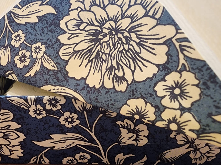 Blue Floral Folded cards and Envelopes  3.25" x  5.25" (10ct.) | Rossi 1931 Italian Stationery