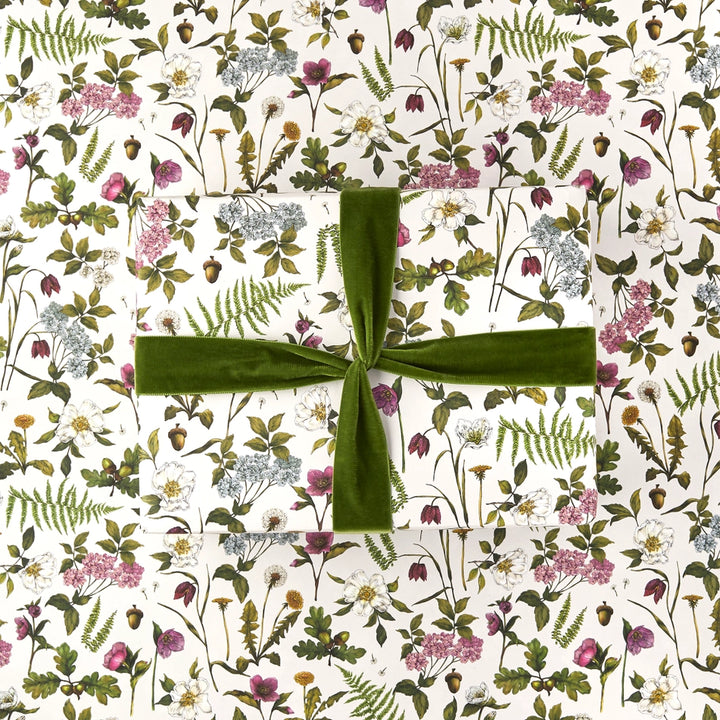 Catherine Lewis Cottage Garden - Ivory Gift Wrapping Paper (2 Sheets)
