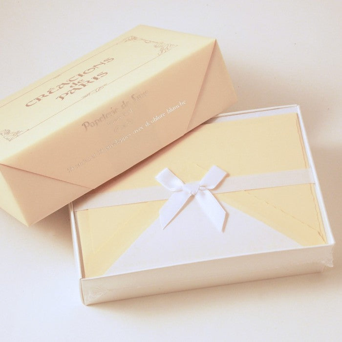 Flat Deckled Edge Cards and Lined Envelopes 3.75" x 6" (25 ct) | Rossi 1931 Italian Stationery