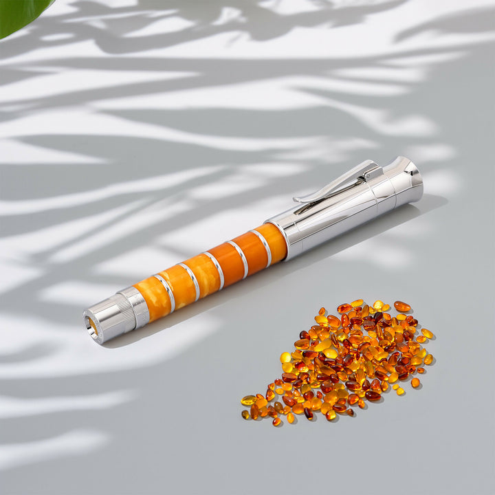 Graf von Faber-Castell Pen of the Year 2004 – Amber Edition