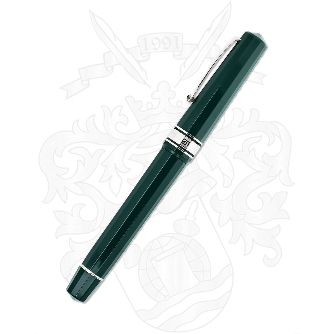 Omas Arte Italiana Milord Mid Size Green Fountain Pen