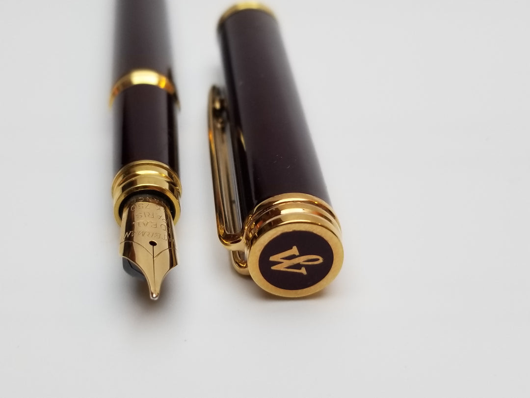 Waterman Gentleman Burgundy Lacquer and Gold - Fountain Pen