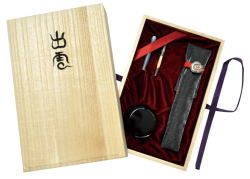 Platinum Izumo Taka Maki-e Fountain Pen - Takisansui