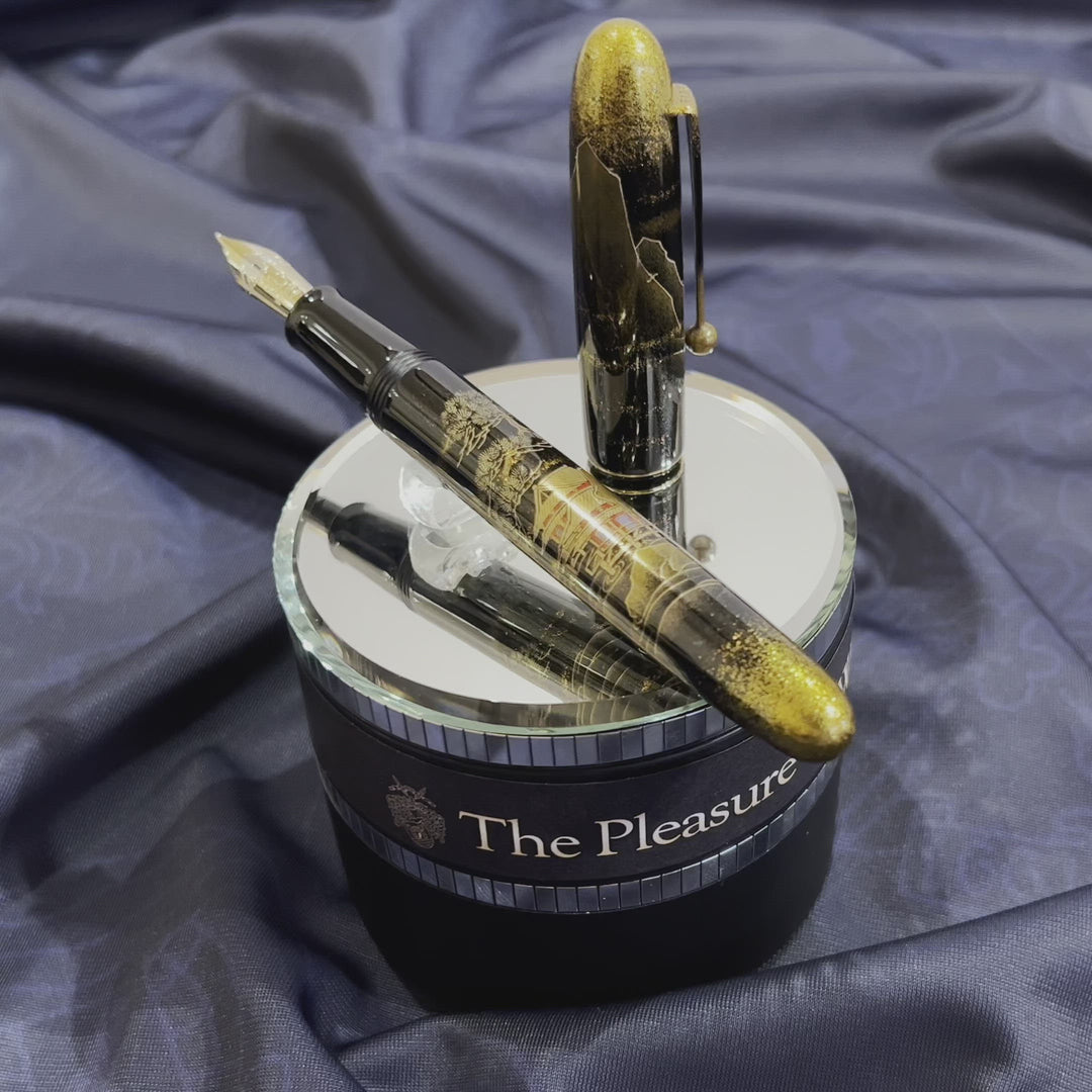 Namiki Yukari Royale Fountain Pen - Night Scene of Pavilion