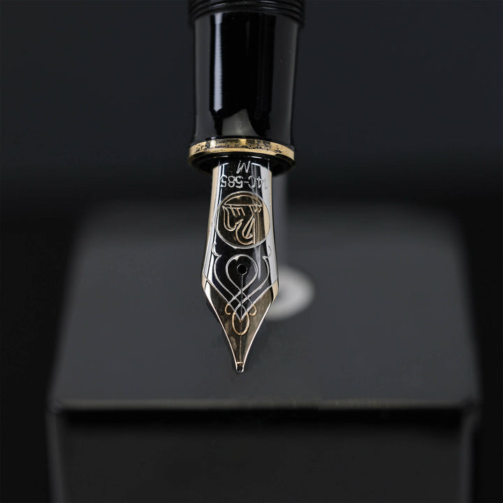 Pelikan Souverän M800 - Green Stripe Fountain Pen