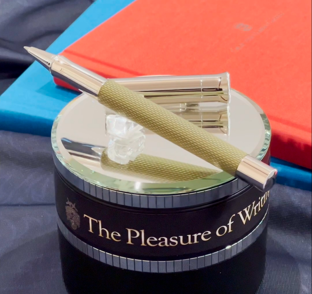 Graf von Faber-Castell Guilloche Olive Green Rollerball