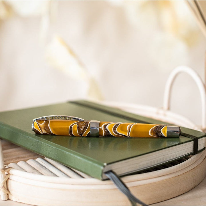 Visconti Opera Demo Fountain Pen - Savanna