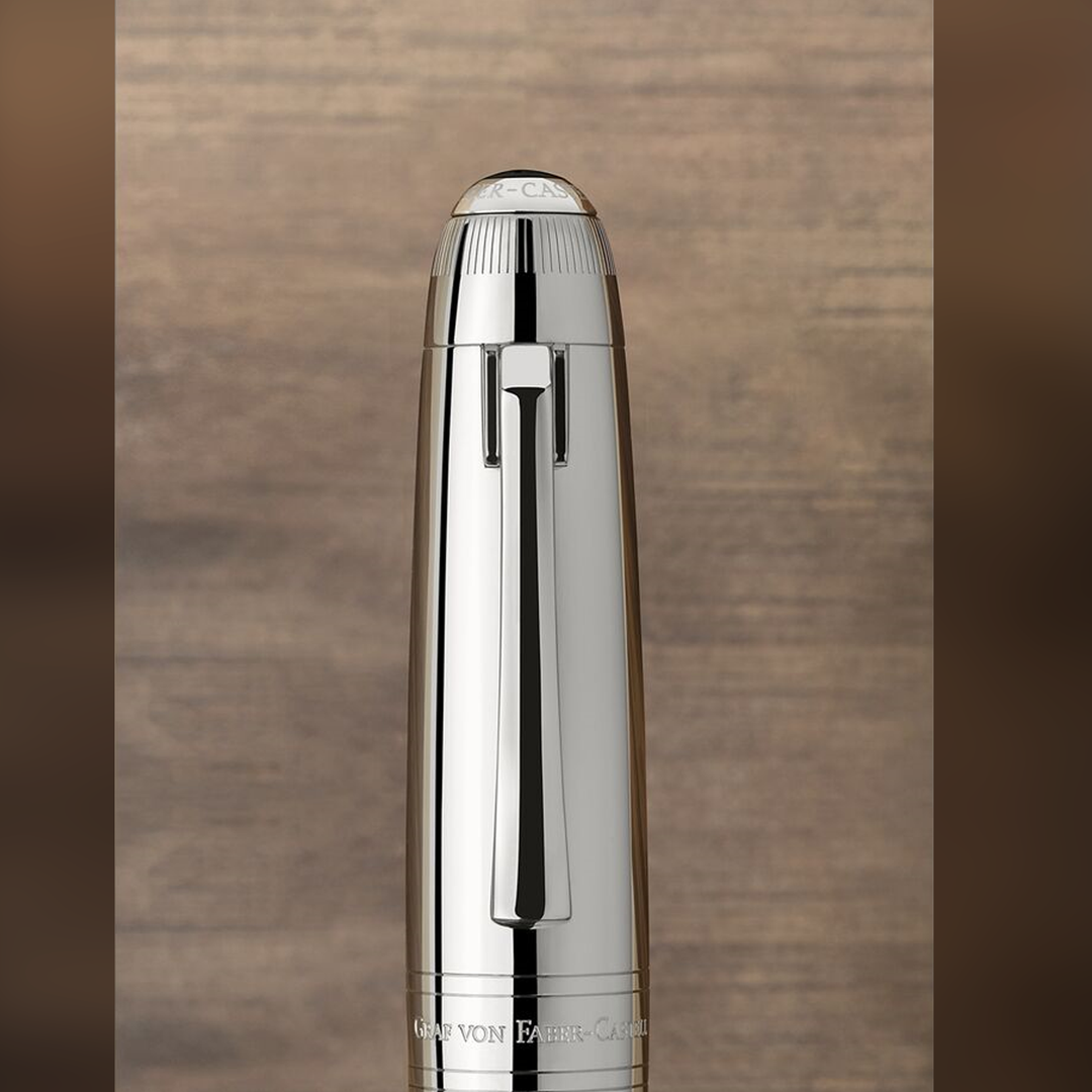 Graf von Faber-Castell Magnum Fountain Pen