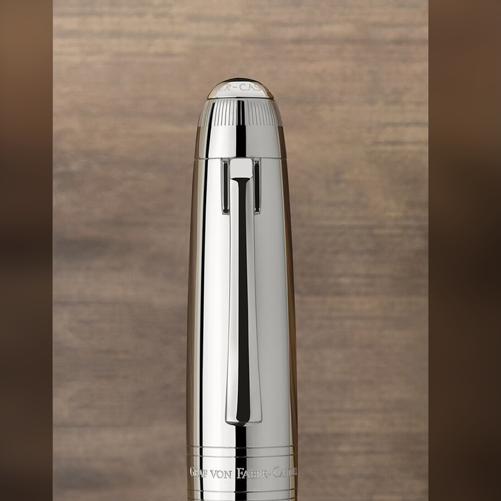 Graf von Faber-Castell Magnum Fountain Pen
