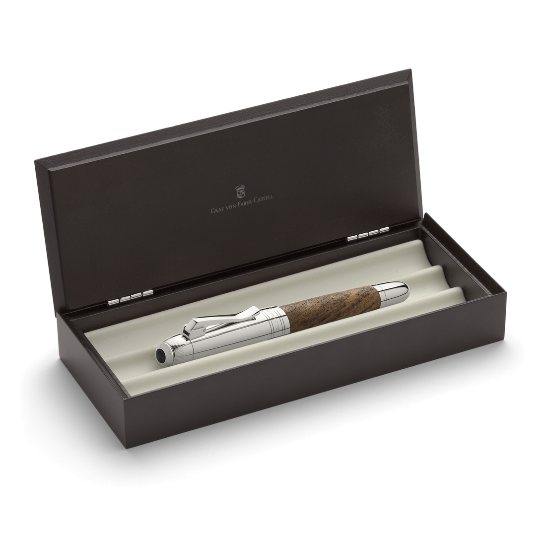 Graf von Faber-Castell Magnum Fountain Pen